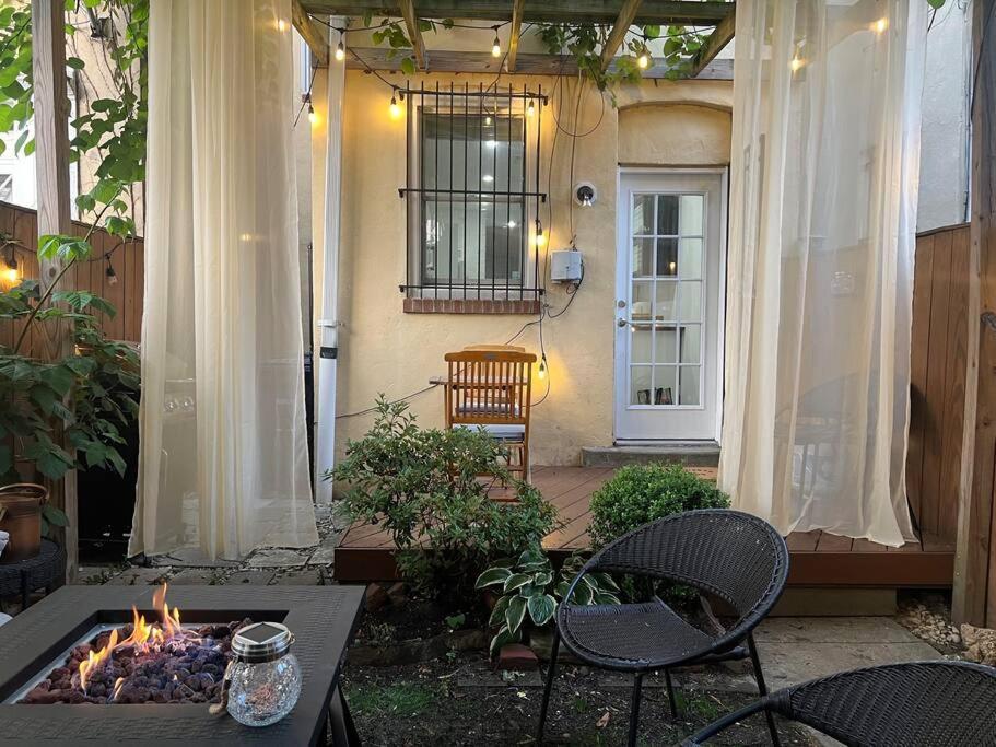 3-Bedroom House With Cute Patio Explore Dc On Foot Washington Exteriör bild